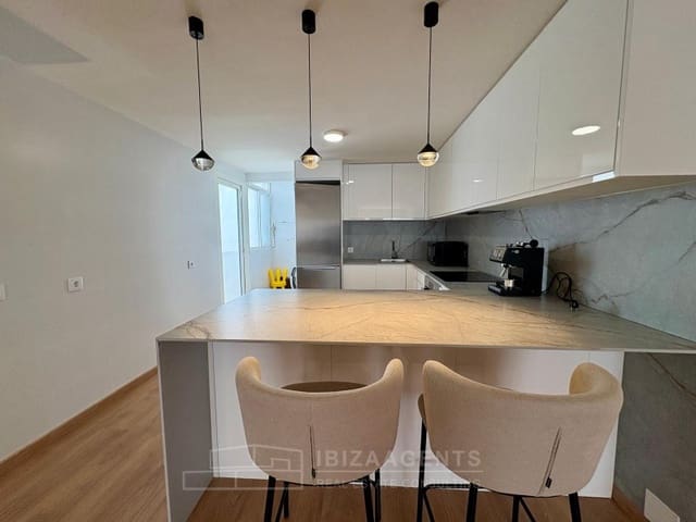 3 bedroom Apartment for rent in Ibiza / Eivissa town - € 3,500 (Ref: 9565272)