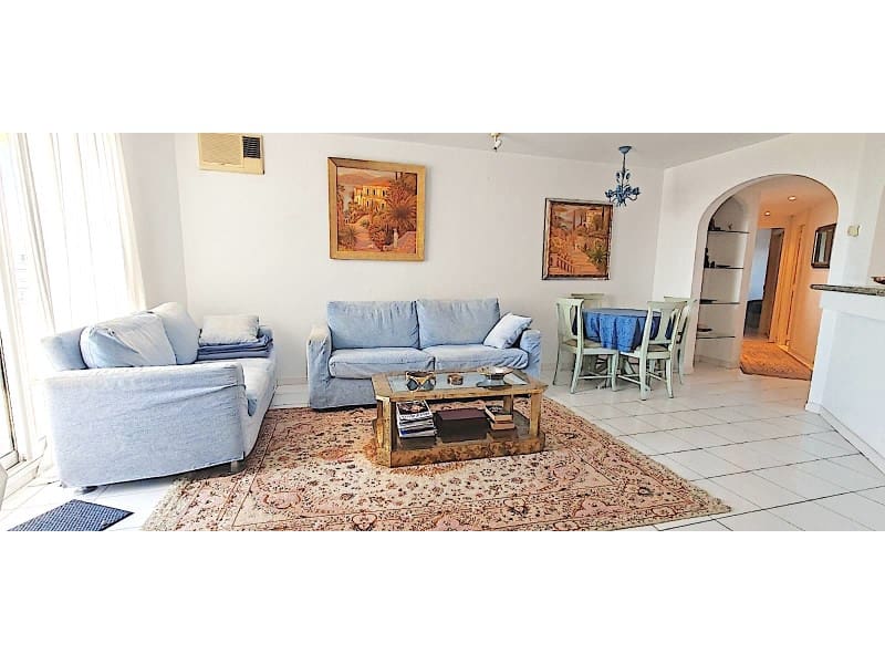 Apartamento de 2 habitaciones en Ibiza / Eivissa ciudad en venta - 675.000 € (Ref: 9596164)