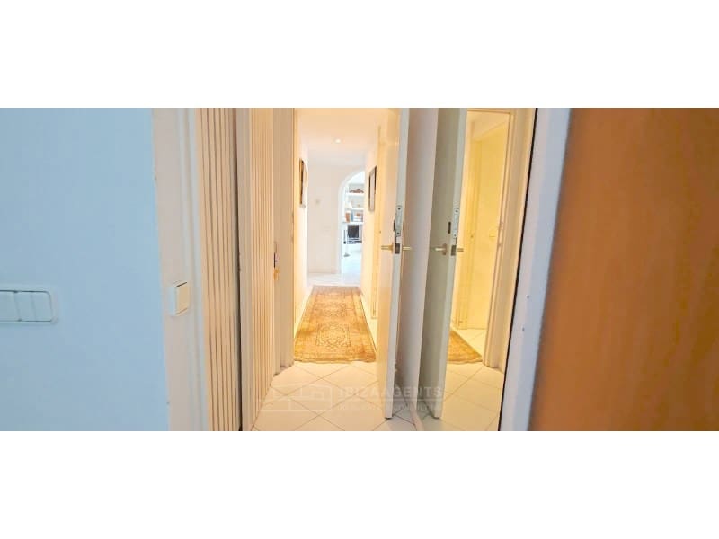 Apartamento de 2 habitaciones en Ibiza / Eivissa ciudad en venta - 675.000 € (Ref: 9596164)