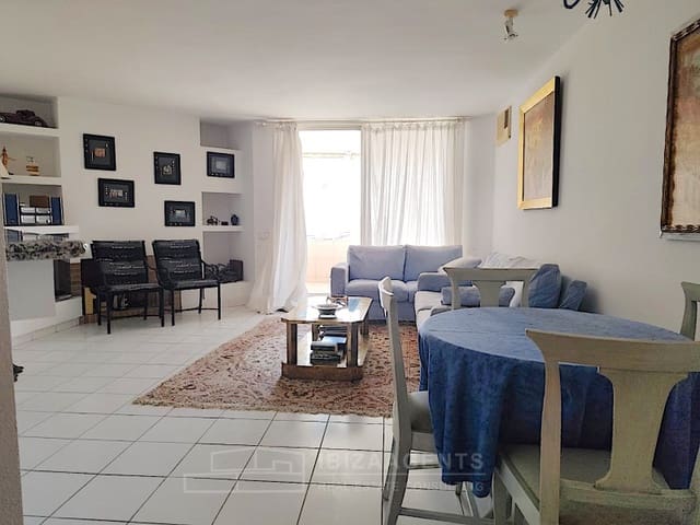Apartamento de 2 habitaciones en Ibiza / Eivissa ciudad en venta - 675.000 € (Ref: 9596164)