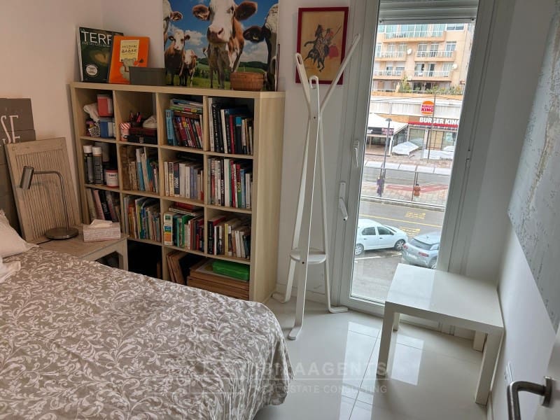 Apartamento de 2 habitaciones en Ibiza / Eivissa ciudad en venta con piscina - 690.000 € (Ref: 9604869)