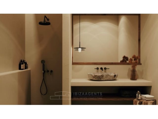 Building Plot for sale in Santa Eulalia / Santa Eularia - € 1,800,000 (Ref: 9670331)