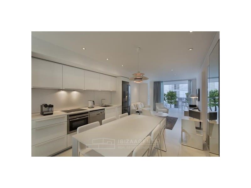 1 bedroom Apartment for sale in Ibiza / Eivissa town - € 521,750 (Ref: 9701506)