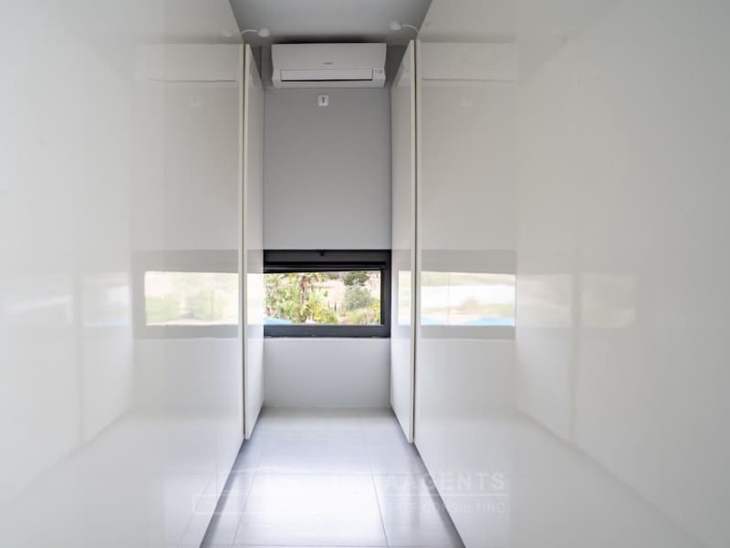 4 soveværelse Villa til leje i Sant Antoni de Portmany med swimmingpool - € 12.000 (Ref: 9758810)