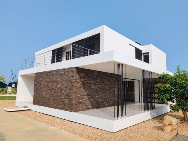 4 soveværelse Villa til leje i Sant Antoni de Portmany med swimmingpool - € 12.000 (Ref: 9758810)