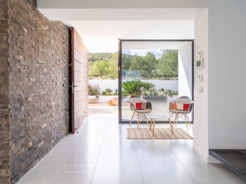 4 soveværelse Villa til leje i Sant Antoni de Portmany med swimmingpool - € 12.000 (Ref: 9758810)