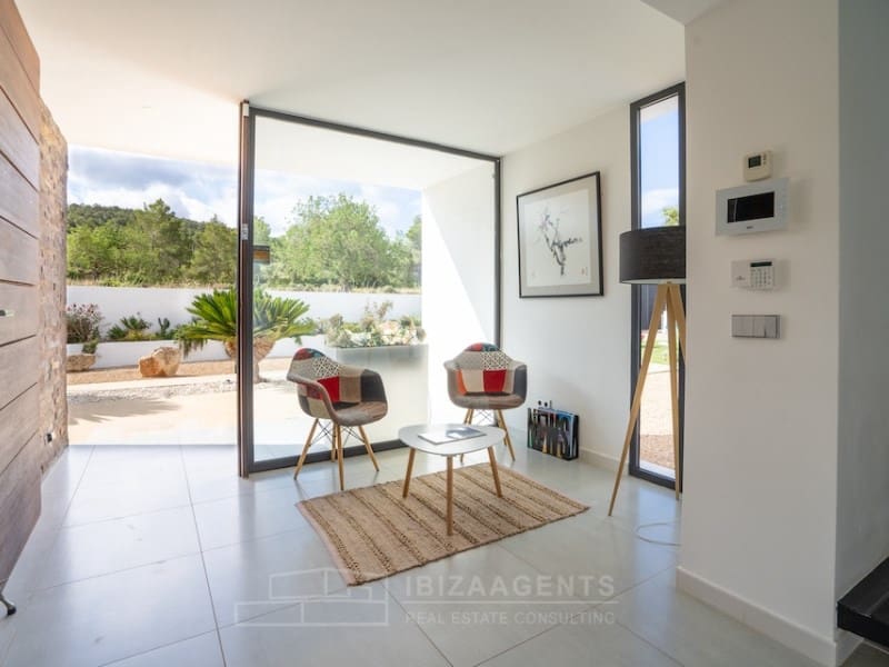 4 soveværelse Villa til leje i Sant Antoni de Portmany med swimmingpool - € 12.000 (Ref: 9758810)