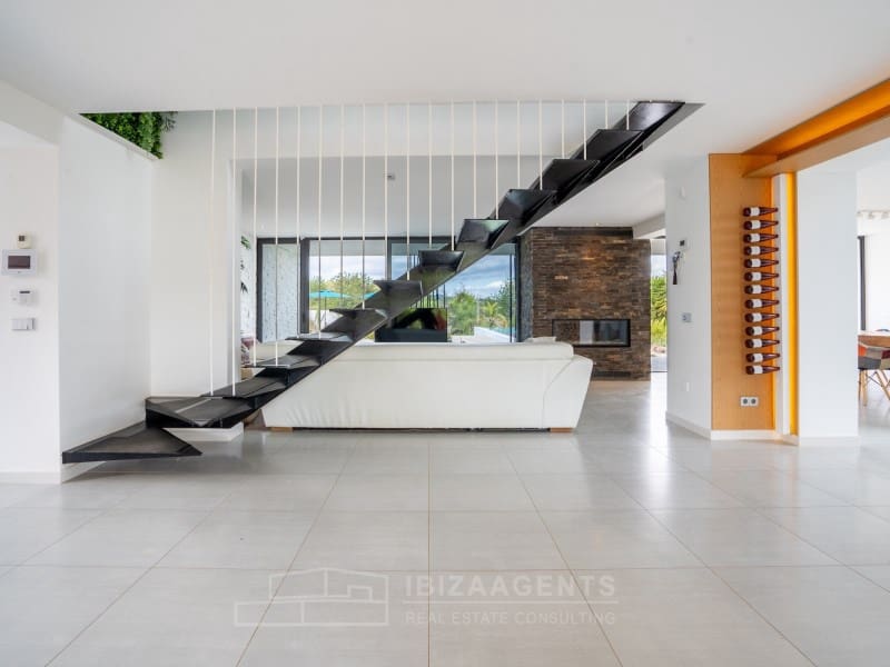 4 soveværelse Villa til leje i Sant Antoni de Portmany med swimmingpool - € 12.000 (Ref: 9758810)