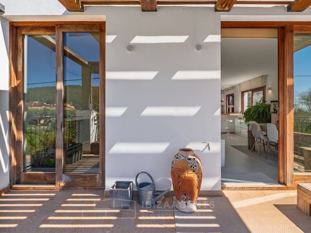 3 soverom Leilighet til salgs i Sant Rafael de Sa Creu, Sant Antoni de Portmany - € 830 000 (Ref: 9761872)