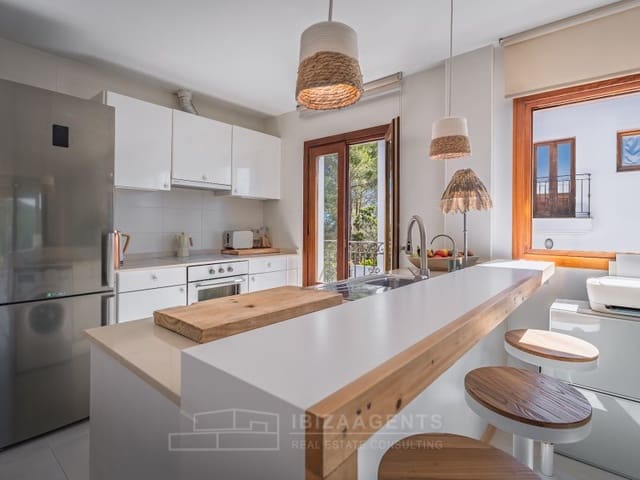 3 soverom Leilighet til salgs i Sant Rafael de Sa Creu, Sant Antoni de Portmany - € 830 000 (Ref: 9761872)