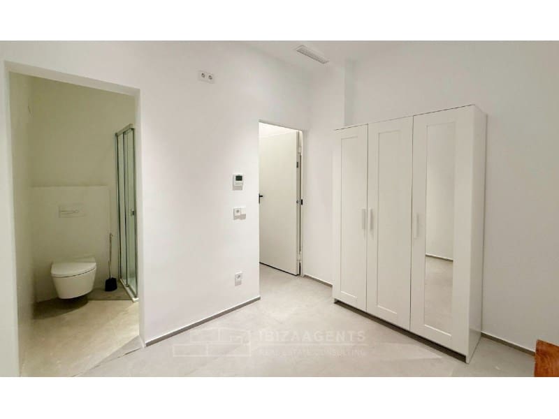 5 slaapkamer Villa te koop in Santa Eulalia / Santa Eularia met zwembad - € 2.700.000 (Ref: 9762007)