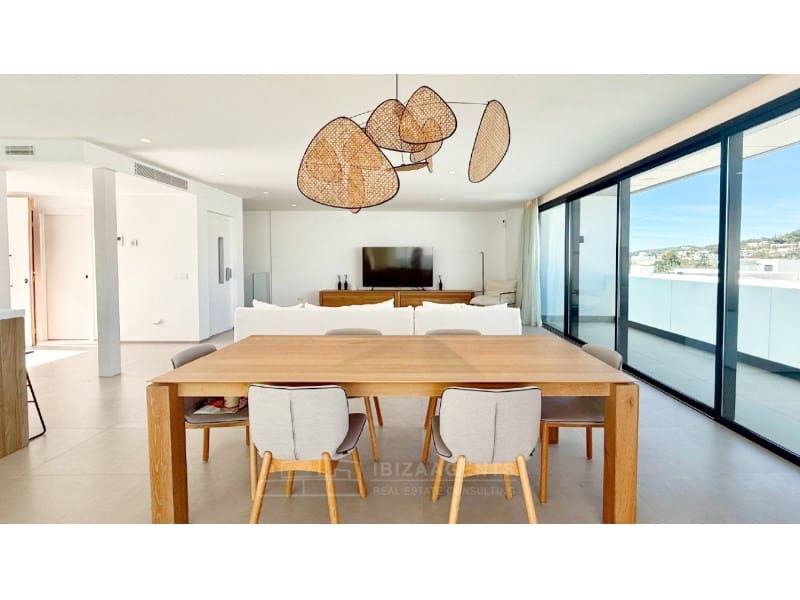 5 slaapkamer Villa te koop in Santa Eulalia / Santa Eularia met zwembad - € 2.700.000 (Ref: 9762007)