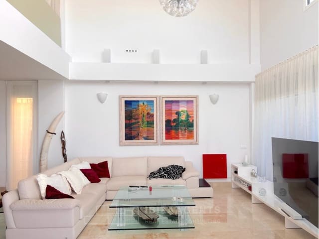 4 Zimmer Villa zu verkaufen in La Siesta, Santa Eulalia / Santa Eularia mit Pool Garage - 3.980.000 € (Ref: 9824914)