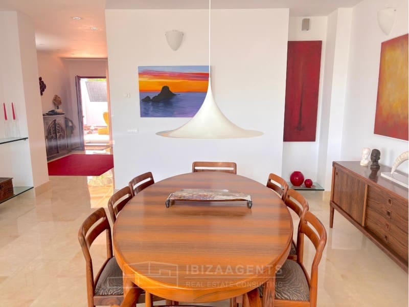 4 Zimmer Villa zu verkaufen in La Siesta mit Pool Garage - 3.980.000 € (Ref: 9824914)