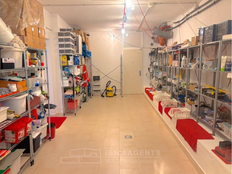4 Zimmer Villa zu verkaufen in La Siesta mit Pool Garage - 3.980.000 € (Ref: 9824914)