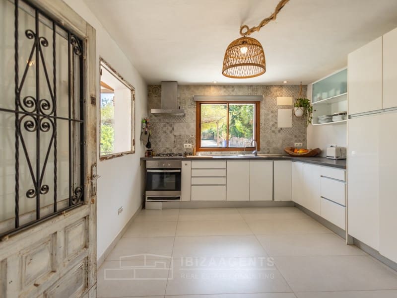 4 soveværelse Finca/Landehus til salg i Sant Carles de Peralta - € 2.950.000 (Ref: 9824915)