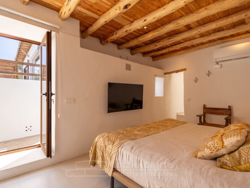 4 soveværelse Finca/Landehus til salg i Sant Carles de Peralta - € 2.950.000 (Ref: 9824915)