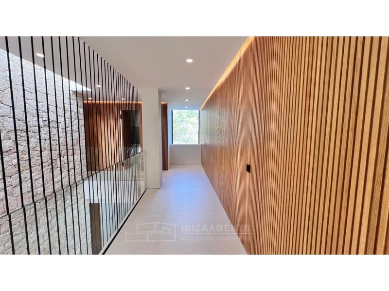 7 Zimmer Villa zu verkaufen in Santa Eulalia / Santa Eularia - 7.800.000 € (Ref: 9868466)
