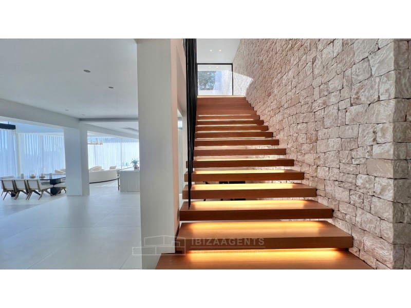 7 Zimmer Villa zu verkaufen in Santa Eulalia / Santa Eularia - 7.800.000 € (Ref: 9868466)