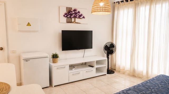 1 bedroom Apartment for sale in Amadores, Mogán with pool garage - € 185,000 (Ref: 10015096)