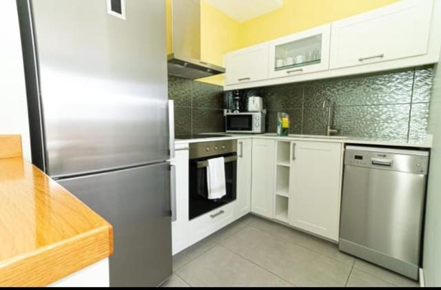 Appartement de 2 chambres à louer à Arguineguín, Mogán avec piscine - 1 600 € (Ref: 10022053)