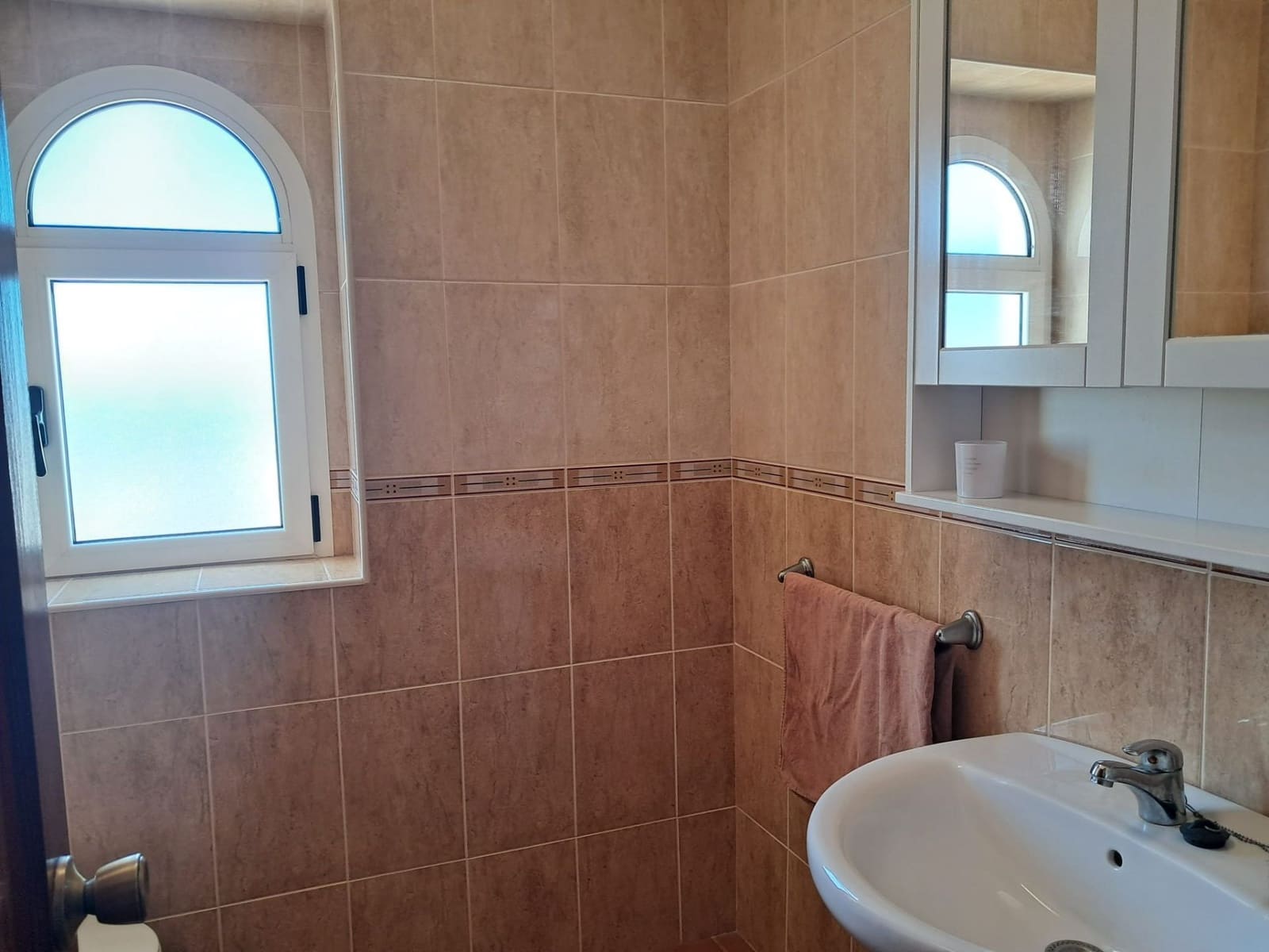 2 Zimmer Haus zu vermieten in Puerto Rico mit Pool Garage - 1.200 € (Ref: 10101587)