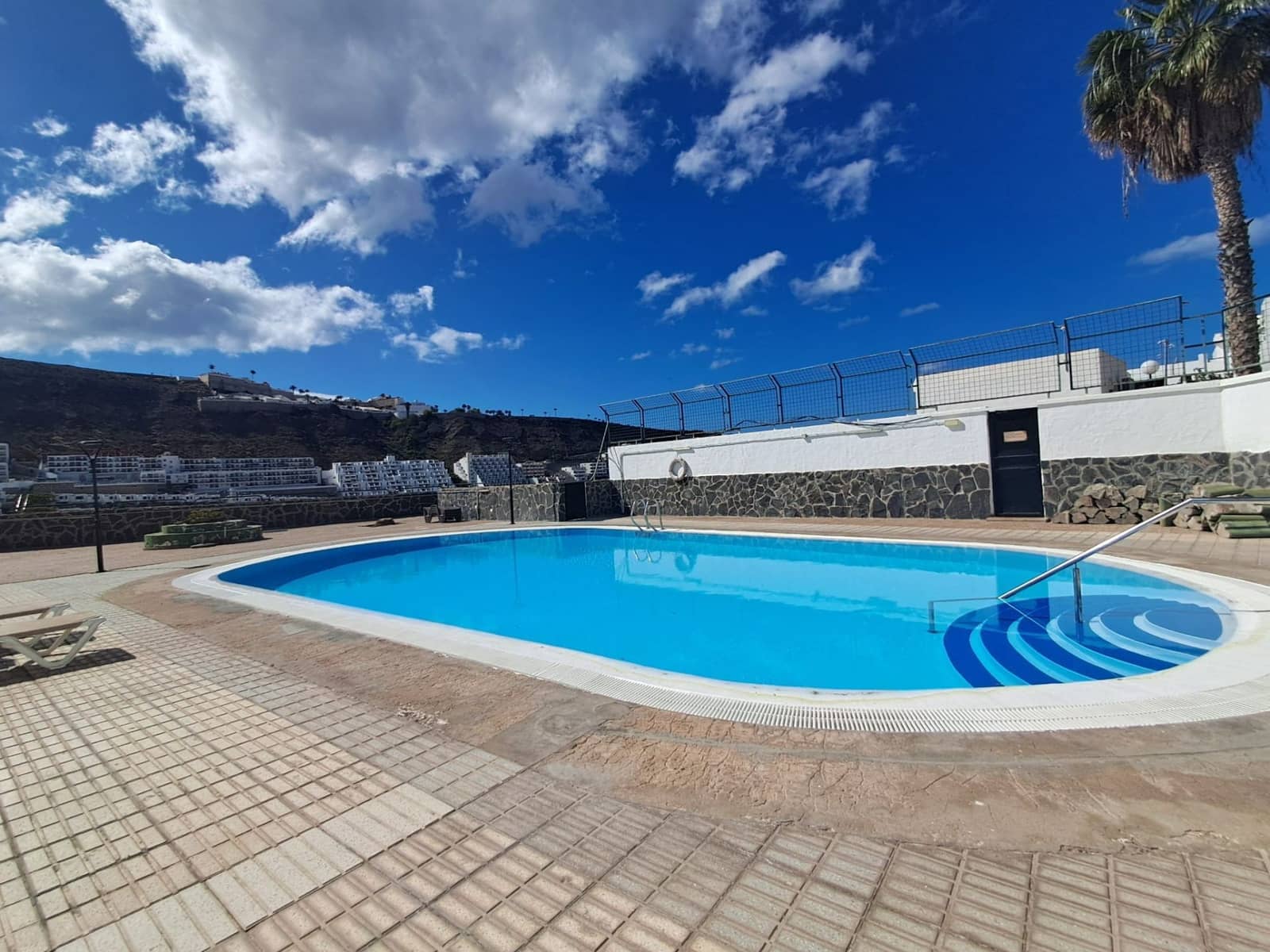 2 Zimmer Haus zu vermieten in Puerto Rico mit Pool Garage - 1.200 € (Ref: 10101587)