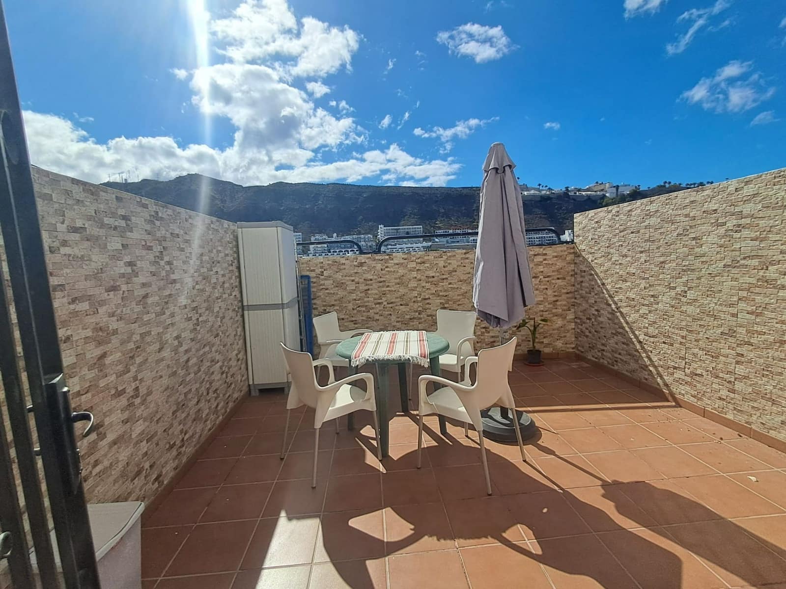 2 Zimmer Haus zu vermieten in Puerto Rico mit Pool Garage - 1.200 € (Ref: 10101587)