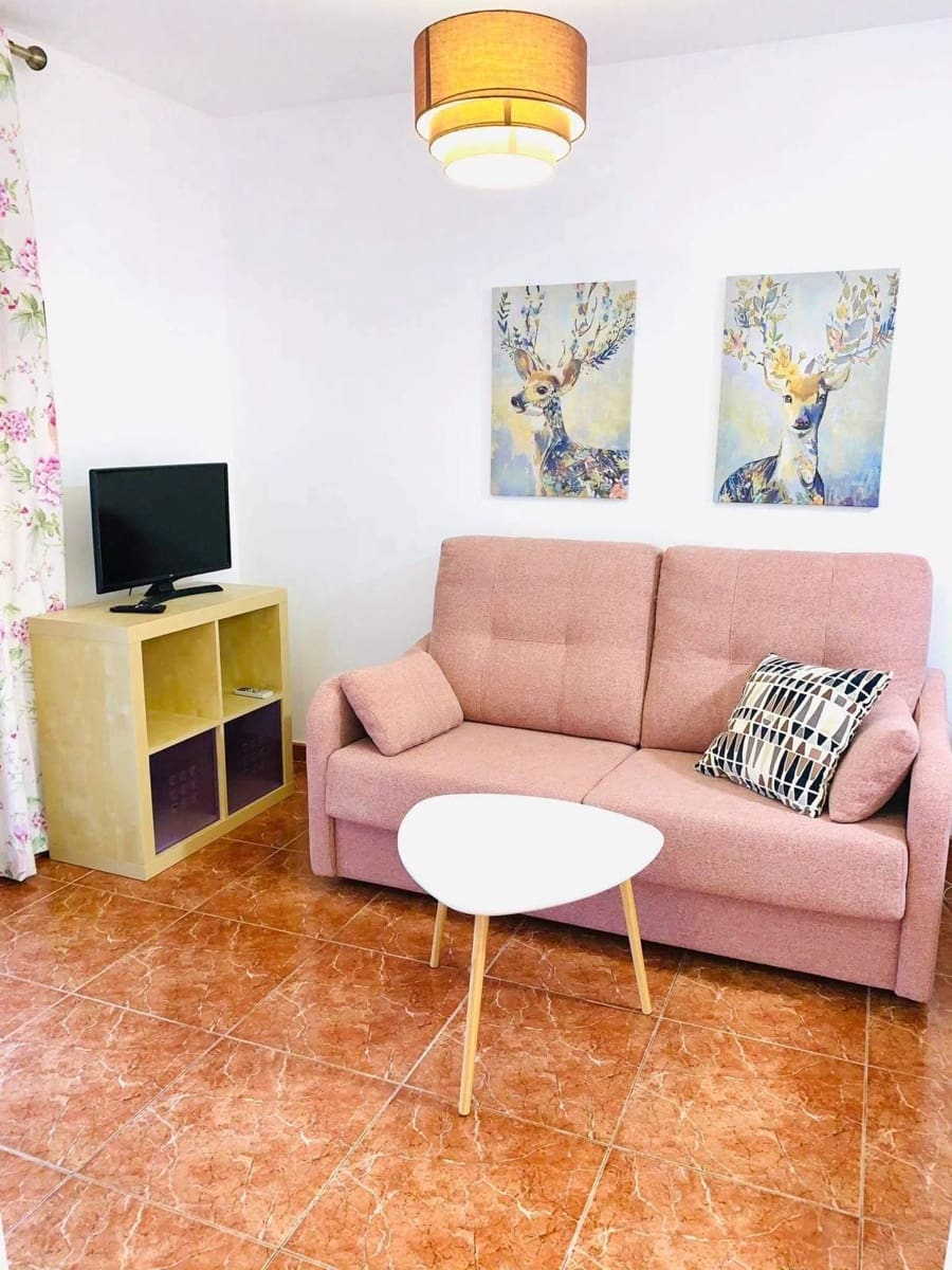 1 makuuhuone Huoneisto vuokrattavana paikassa Mogan mukana uima-altaan - 900 € (Ref: 10123487)