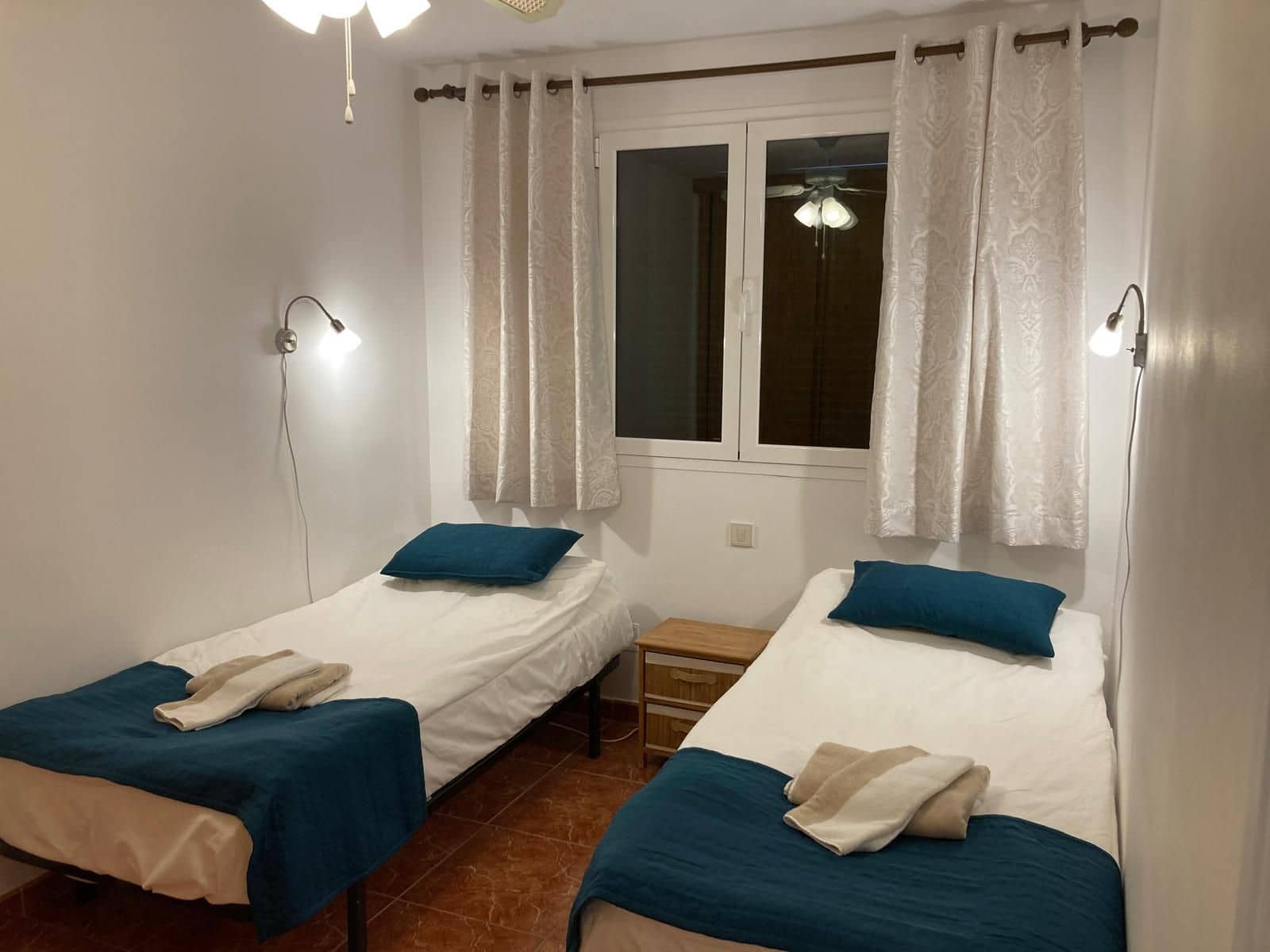1 makuuhuone Huoneisto vuokrattavana paikassa Mogan mukana uima-altaan - 900 € (Ref: 10123487)