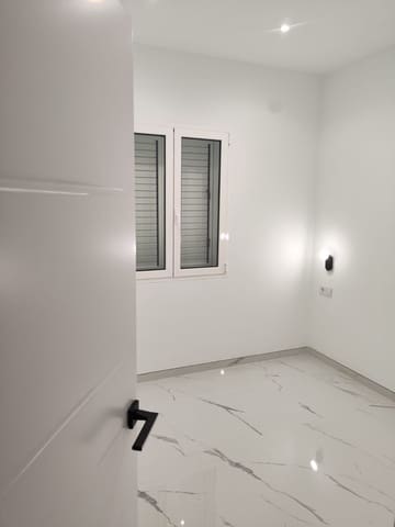 3 quarto Apartamento para arrendar em Alcaravaneras, Las Palmas de Gran Canaria com garagem - 1 400 € (Ref: 10184278)