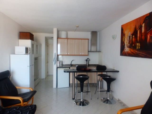 1 soverom Leilighet til leie i Puerto Rico, Mogán med svømmebasseng - € 1 300 (Ref: 3748171)