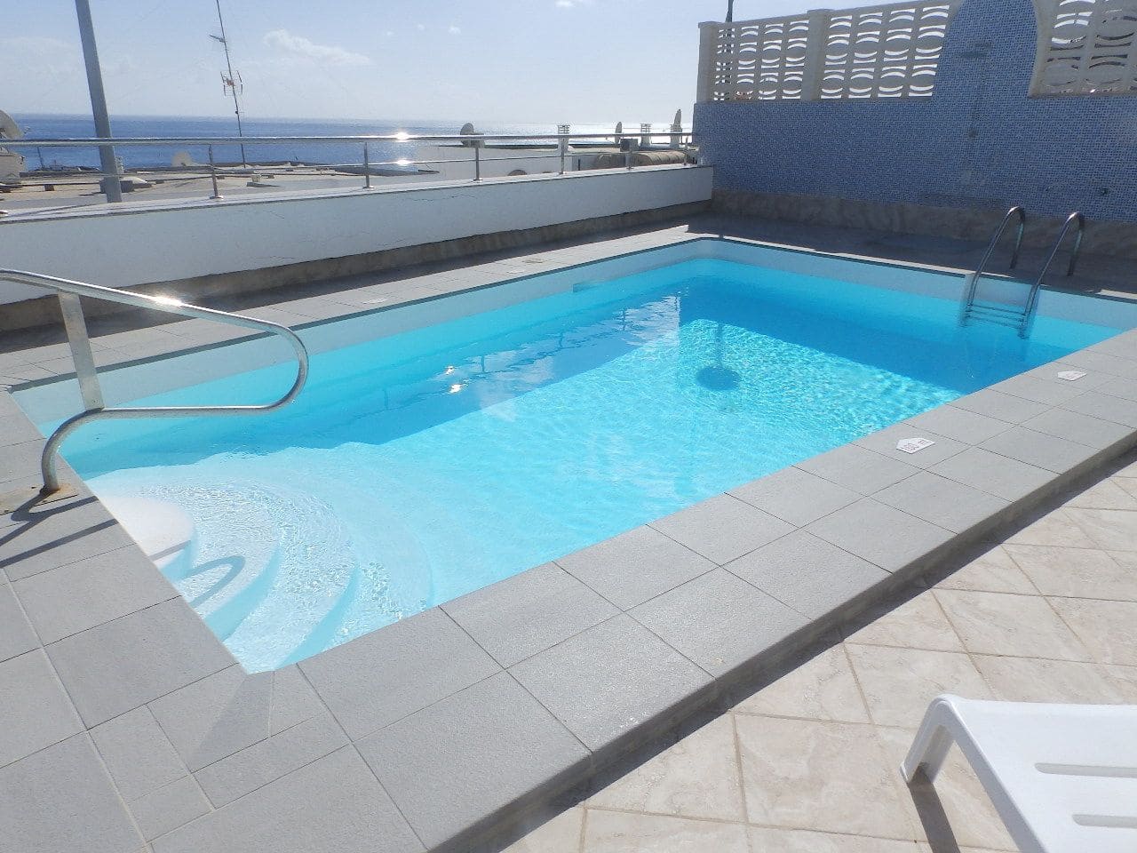 1 soverom Leilighet til leie i Puerto Rico med svømmebasseng - € 1 300 (Ref: 3748171)