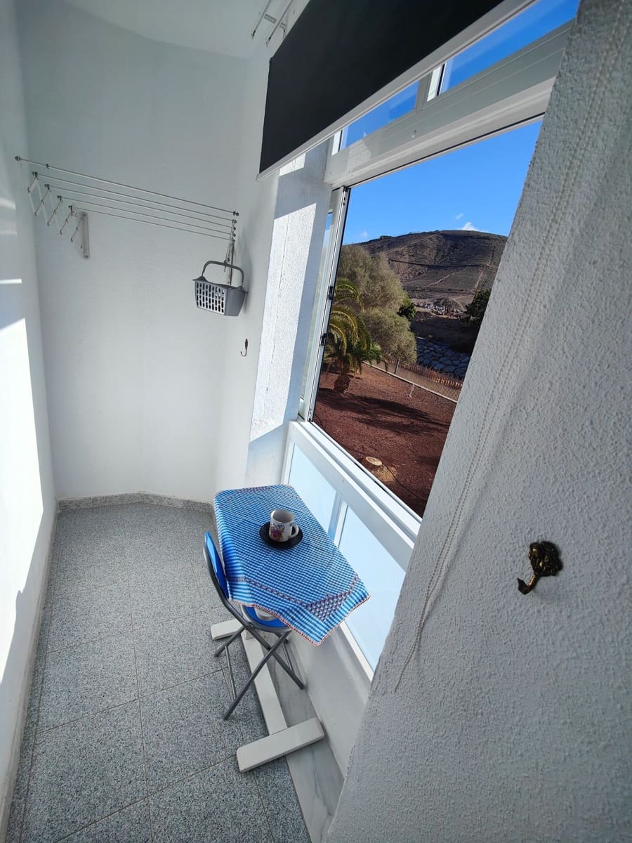 2 bedroom Flat for rent in Arguineguin - € 900 (Ref: 5613727)