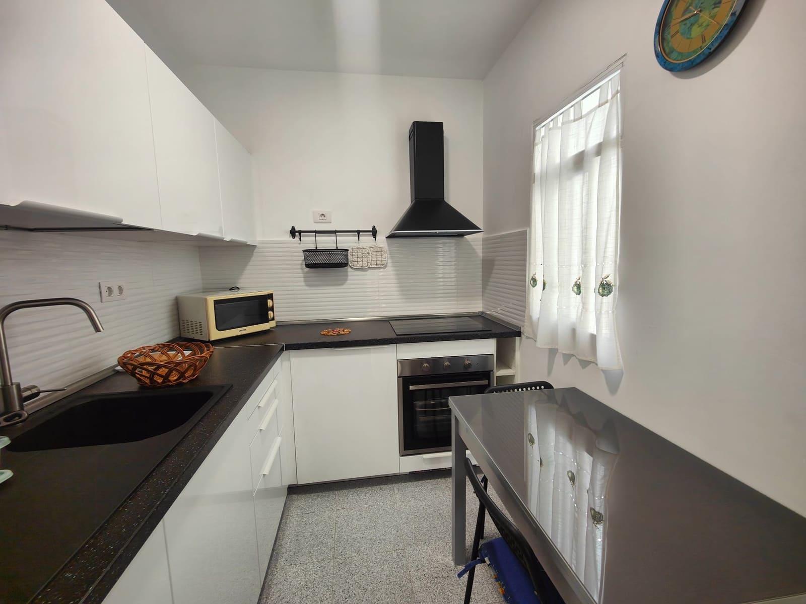 2 bedroom Flat for rent in Arguineguin - € 900 (Ref: 5613727)