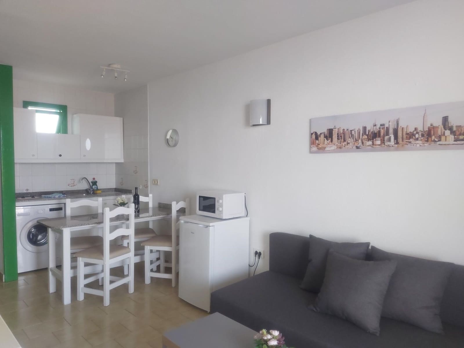 1 slaapkamer Appartement voor vakantieverhuur in Puerto Rico met zwembad garage - € 560 (Ref: 5977667)