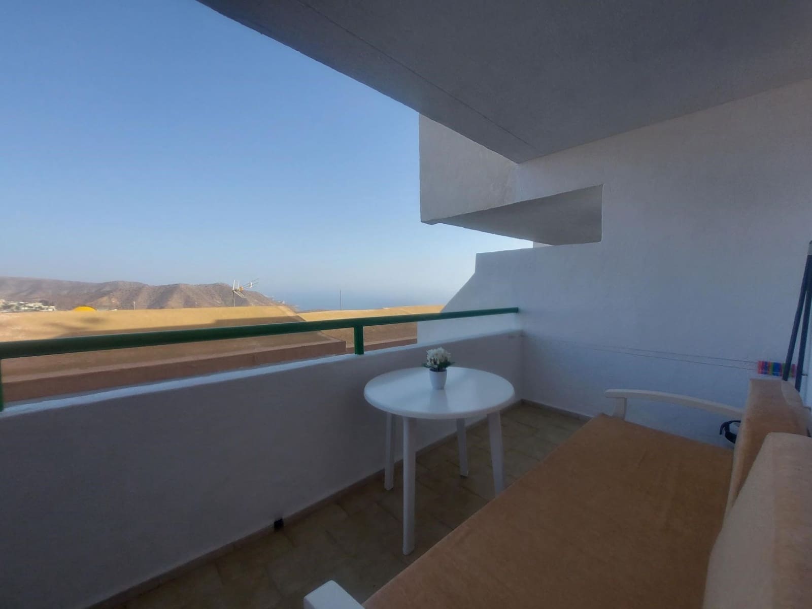 1 slaapkamer Appartement voor vakantieverhuur in Puerto Rico met zwembad garage - € 560 (Ref: 5977667)