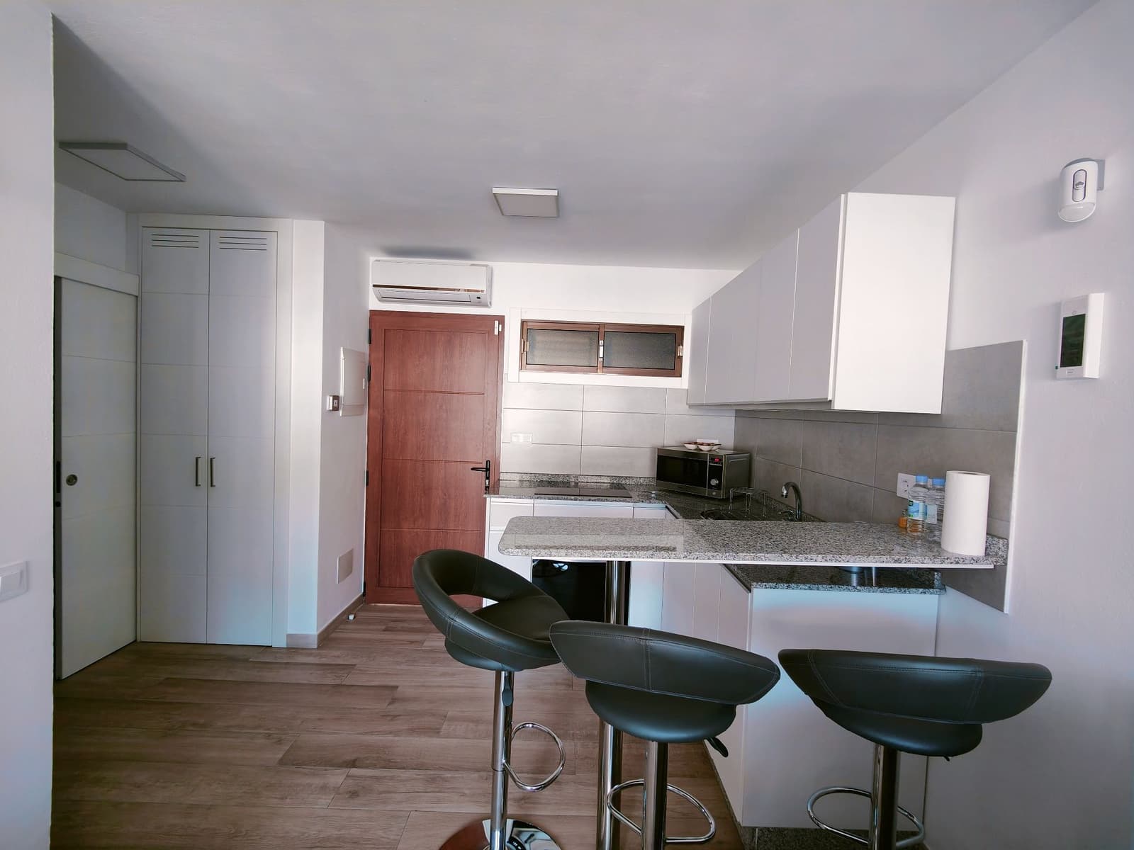 1 bedroom Apartment for rent in Mogan with pool garage - € 1,075 (Ref: 6383277)