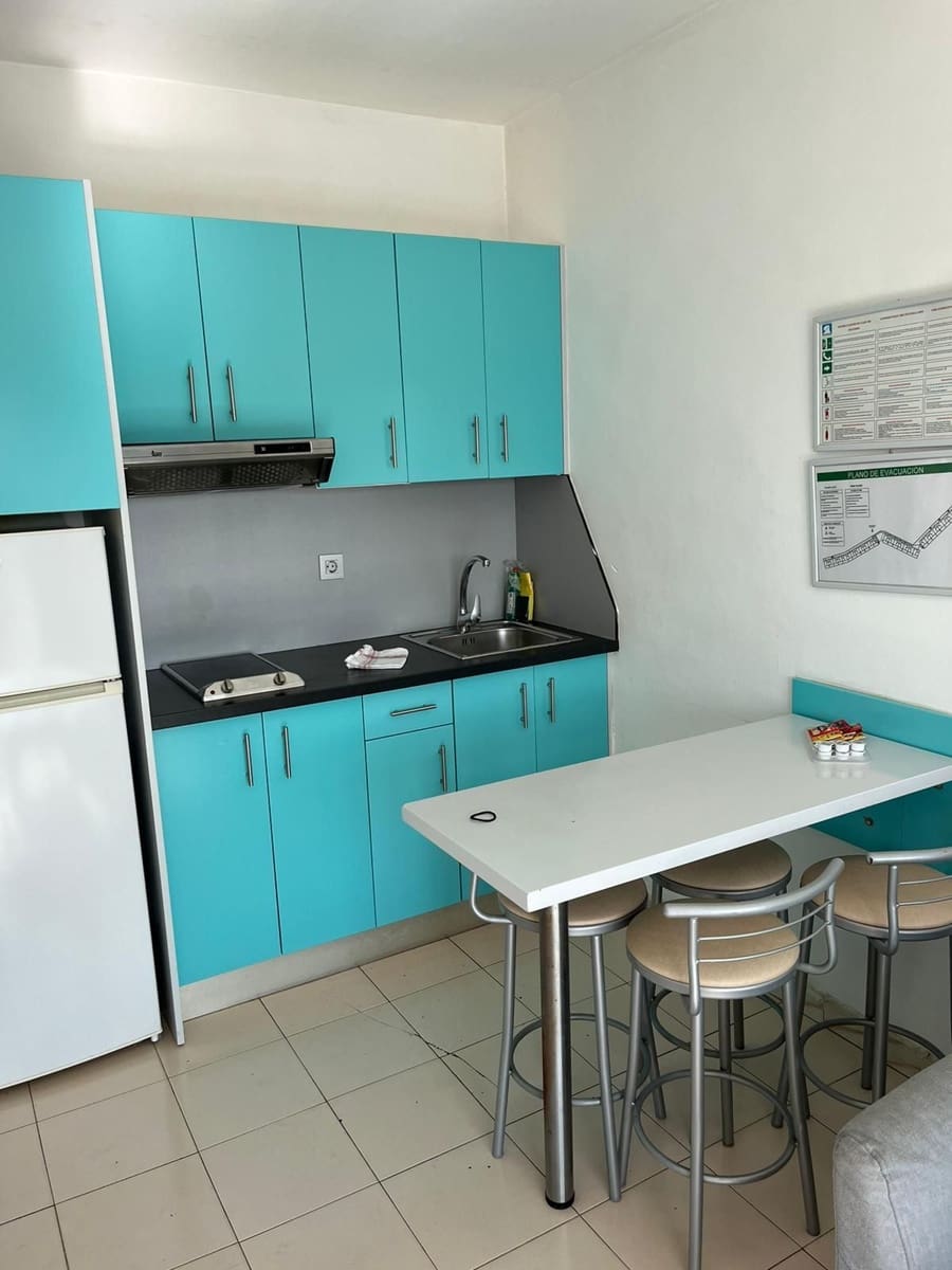   1 soveværelse   ferieLejlighed i Puerto Rico   med   swimmingpool  garage  - € 560 (Ref: 6902232)