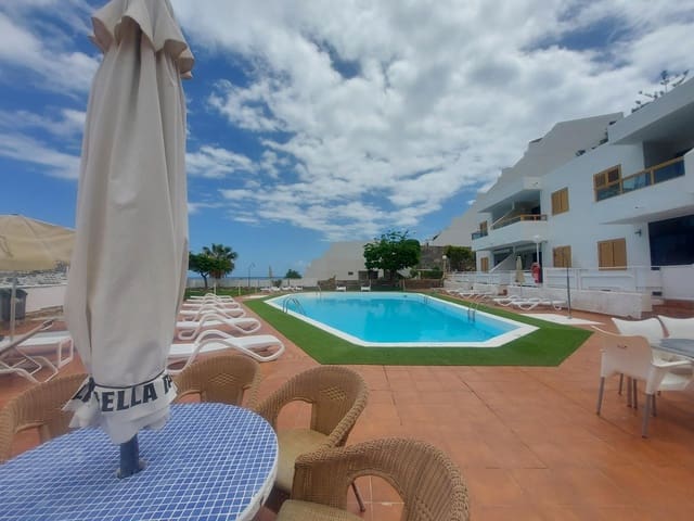 1 quarto Apartamento para arrendar em Puerto Rico, Mogán com piscina garagem - 800 € (Ref: 6902233)