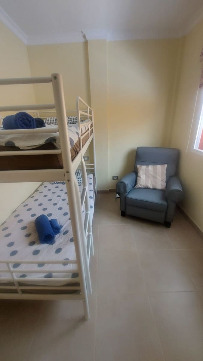 2 slaapkamer Appartement voor vakantieverhuur in Arguineguin met zwembad garage - € 735 (Ref: 7029439)