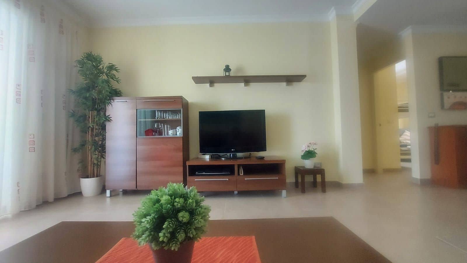 2 slaapkamer Appartement voor vakantieverhuur in Arguineguin met zwembad garage - € 735 (Ref: 7029439)