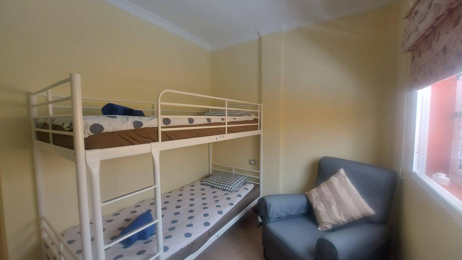 2 slaapkamer Appartement voor vakantieverhuur in Arguineguin met zwembad garage - € 735 (Ref: 7029439)