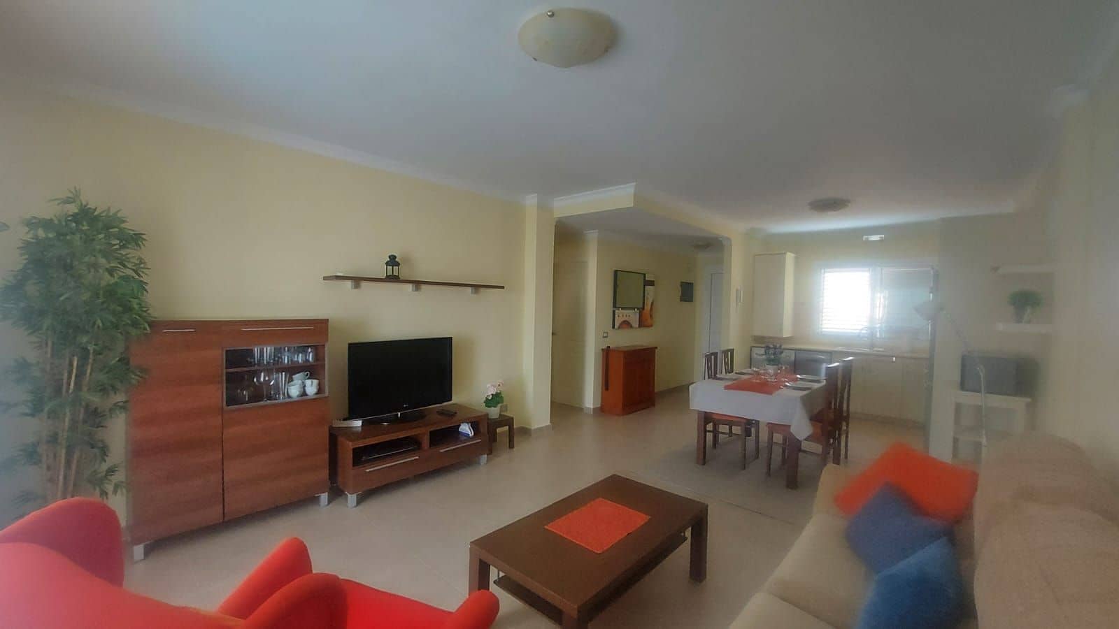 2 slaapkamer Appartement voor vakantieverhuur in Arguineguin met zwembad garage - € 735 (Ref: 7029439)