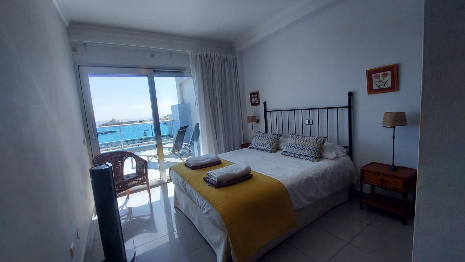 2 soverom Leilighet til leie i Playa de Mogan med garasje - € 2 300 (Ref: 7413365)