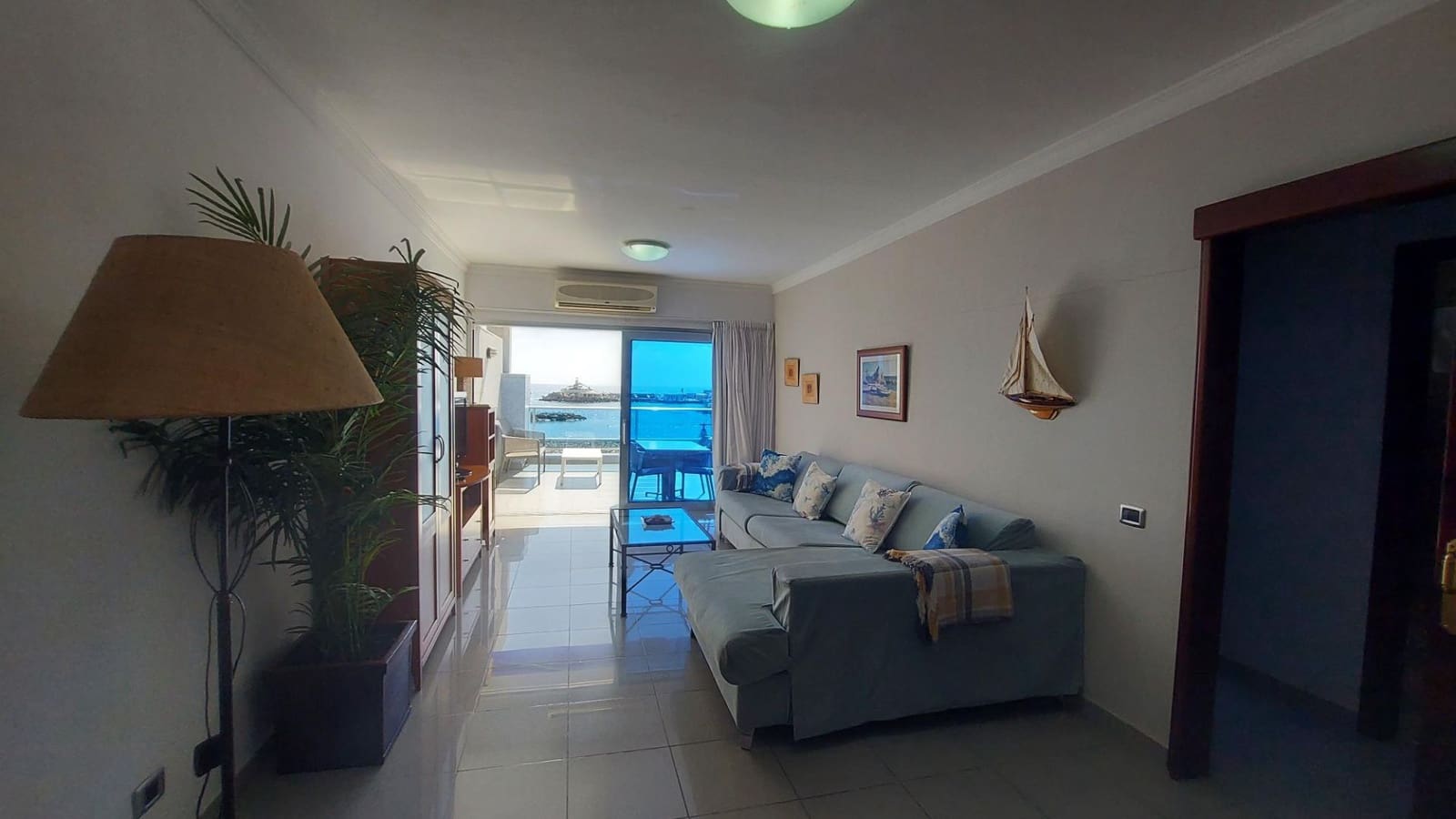 2 soverom Leilighet til leie i Playa de Mogan med garasje - € 2 300 (Ref: 7413365)