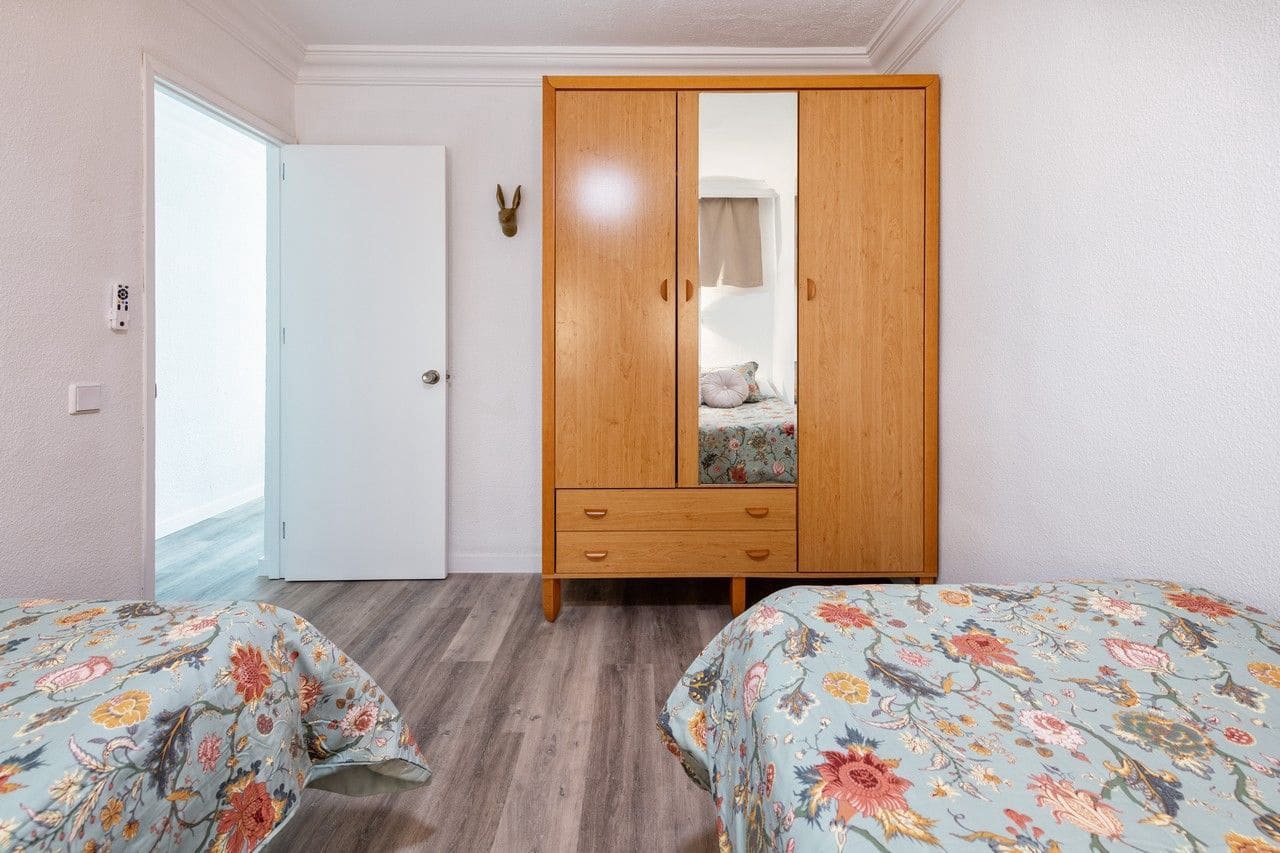 1 bedroom Apartment for rent in Playa del Ingles with pool - € 900 (Ref: 7721912)