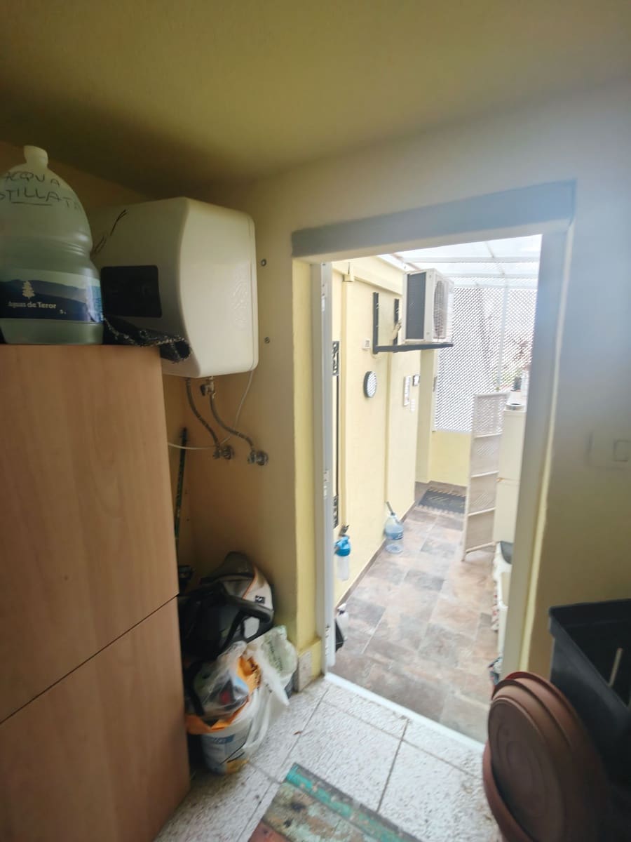 1 makuuhuone Huoneisto myytävänä paikassa Tauro mukana uima-altaan 
autotalli - 280 000 € (Ref: 7828433)