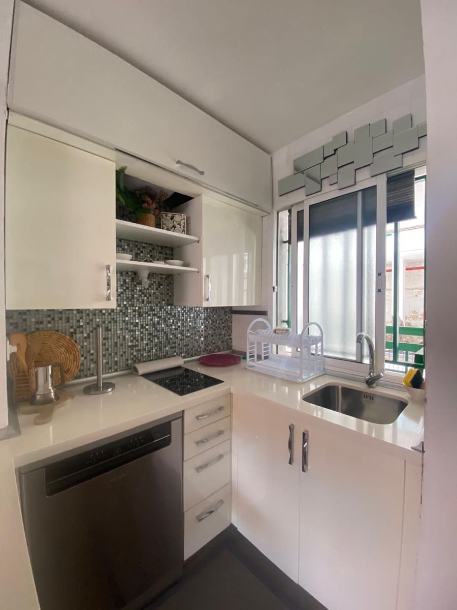 1 soverom Leilighet til salgs i Puerto Rico med svømmebasseng - € 157 000 (Ref: 7859962)