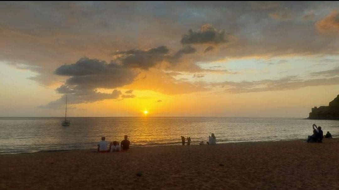 2 camera da letto Villa da affitare come casa vacanza in Tauro con piscina garage - 1.645 € (Rif: 7900619)